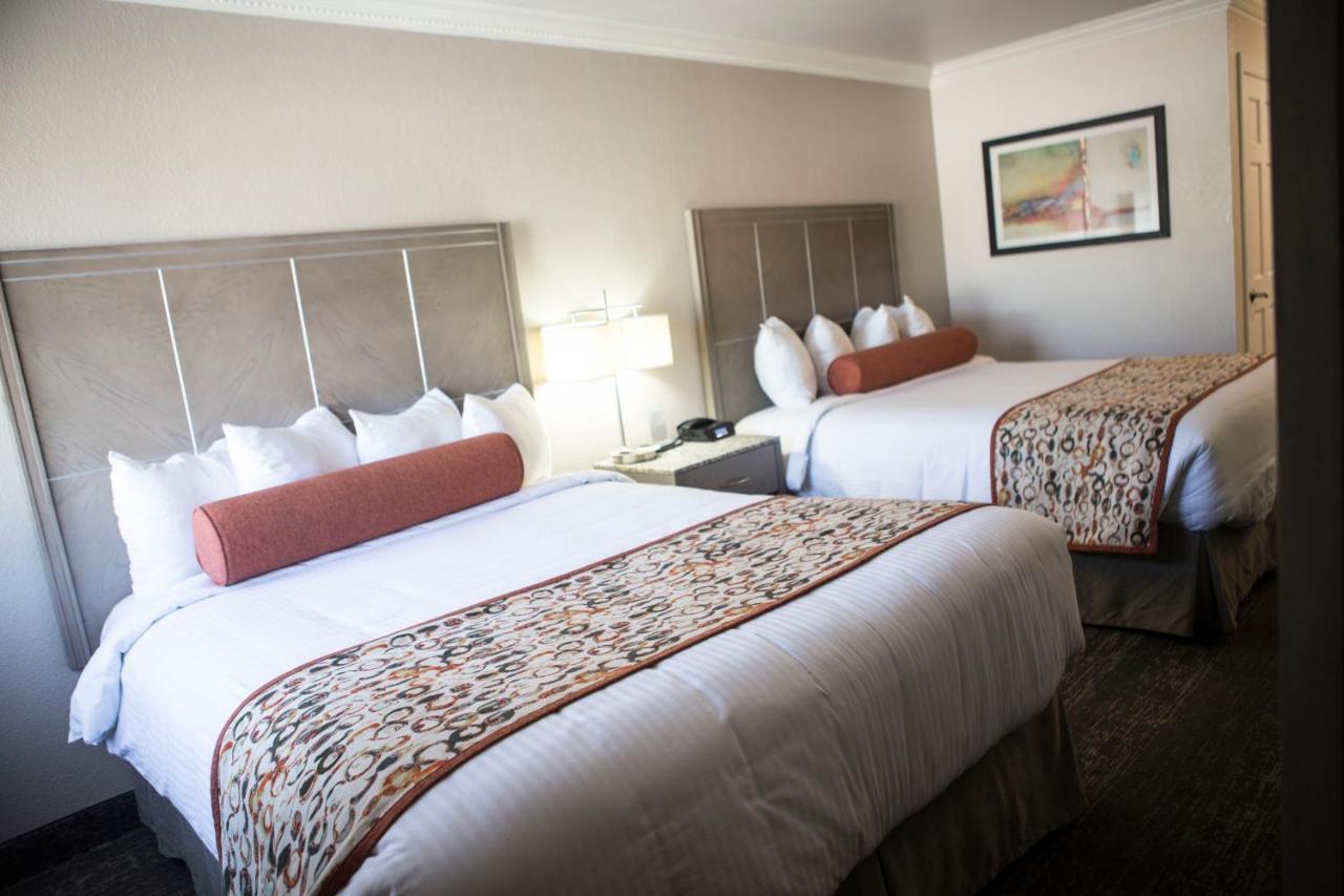 Hotel Aria Mountain View Bagian luar foto