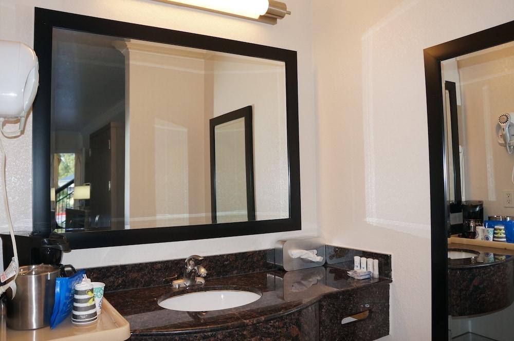 Hotel Aria Mountain View Bagian luar foto