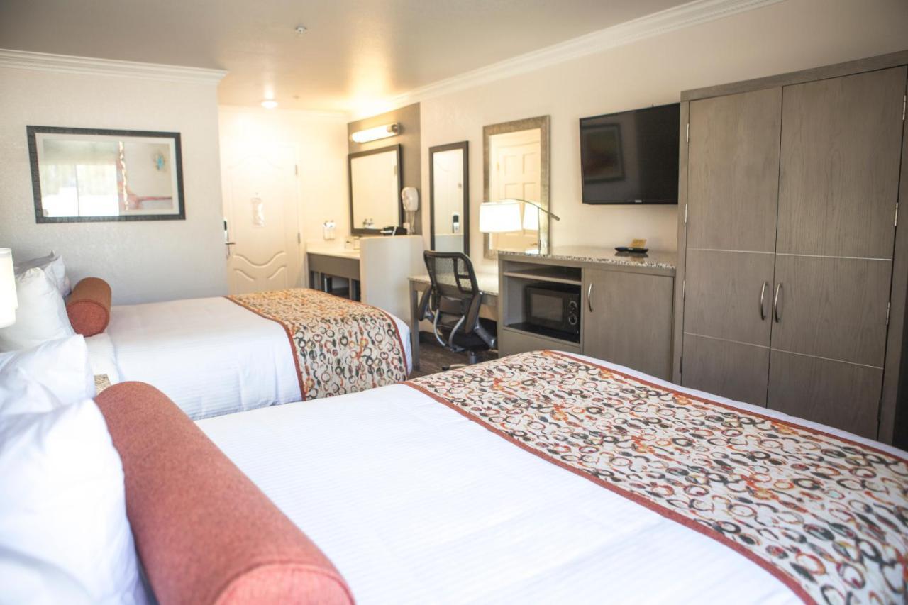 Hotel Aria Mountain View Bagian luar foto