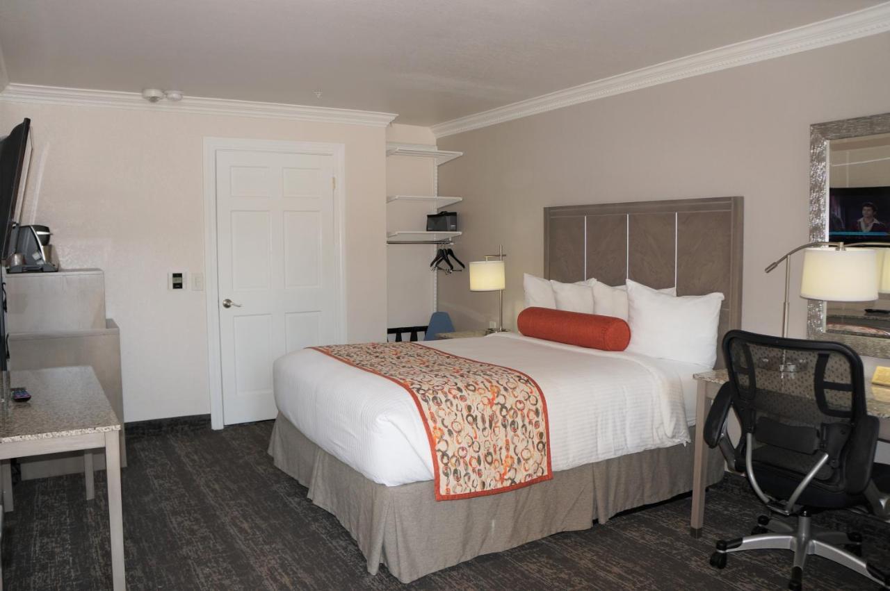 Hotel Aria Mountain View Bagian luar foto