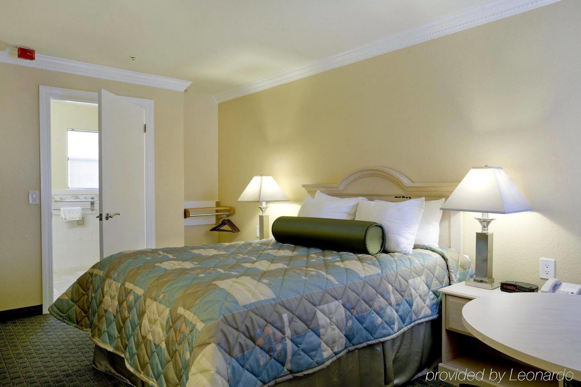 Hotel Aria Mountain View Bagian luar foto